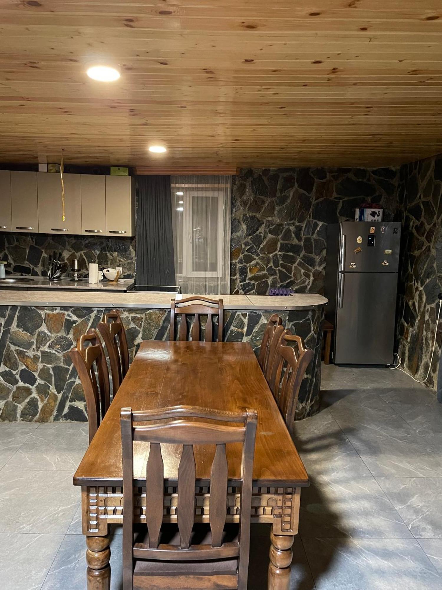 Guesthouse "Megi" メスティア エクステリア 写真
